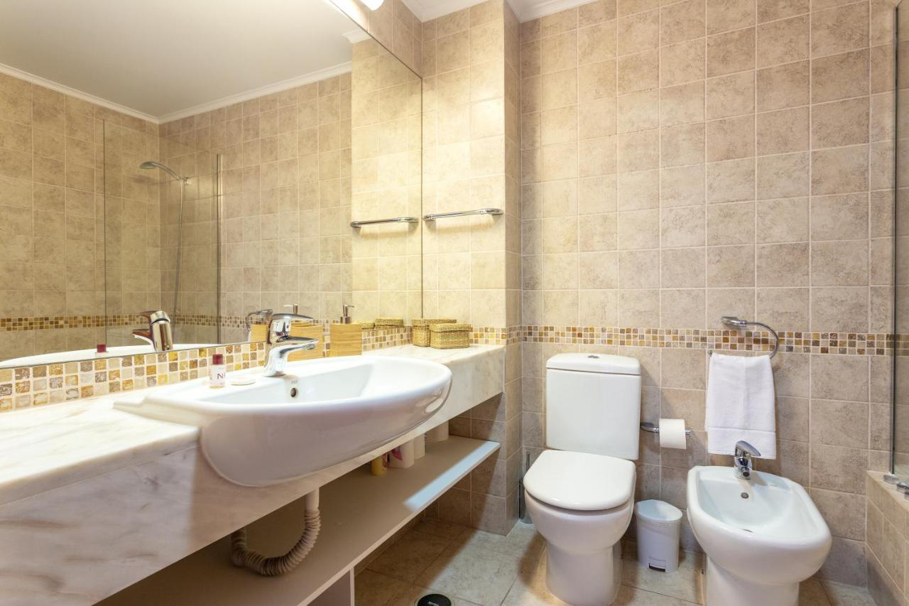 Host Wise - Bright Cozy Flats W Terrace & Pool Daire Quarteira Dış mekan fotoğraf
